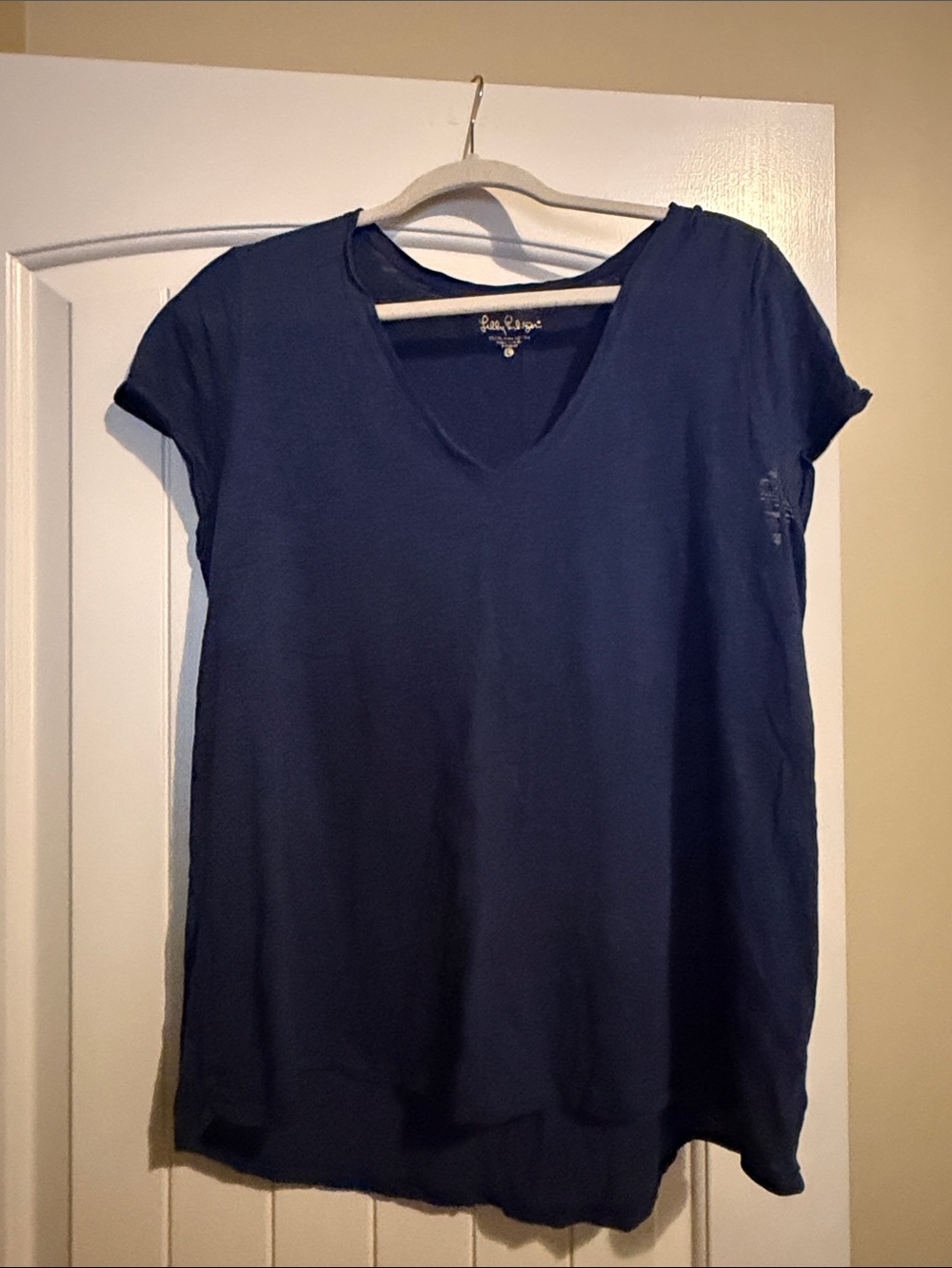 Lilly Pulitzer Navy V-Neck Short Sleeve Tee